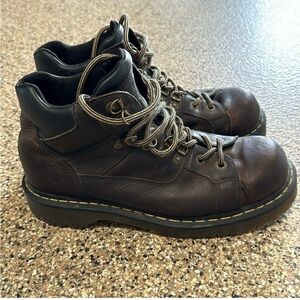 Dr. Marten 9728 vintage Men’s Boots. Good condition. Size 11 men’s